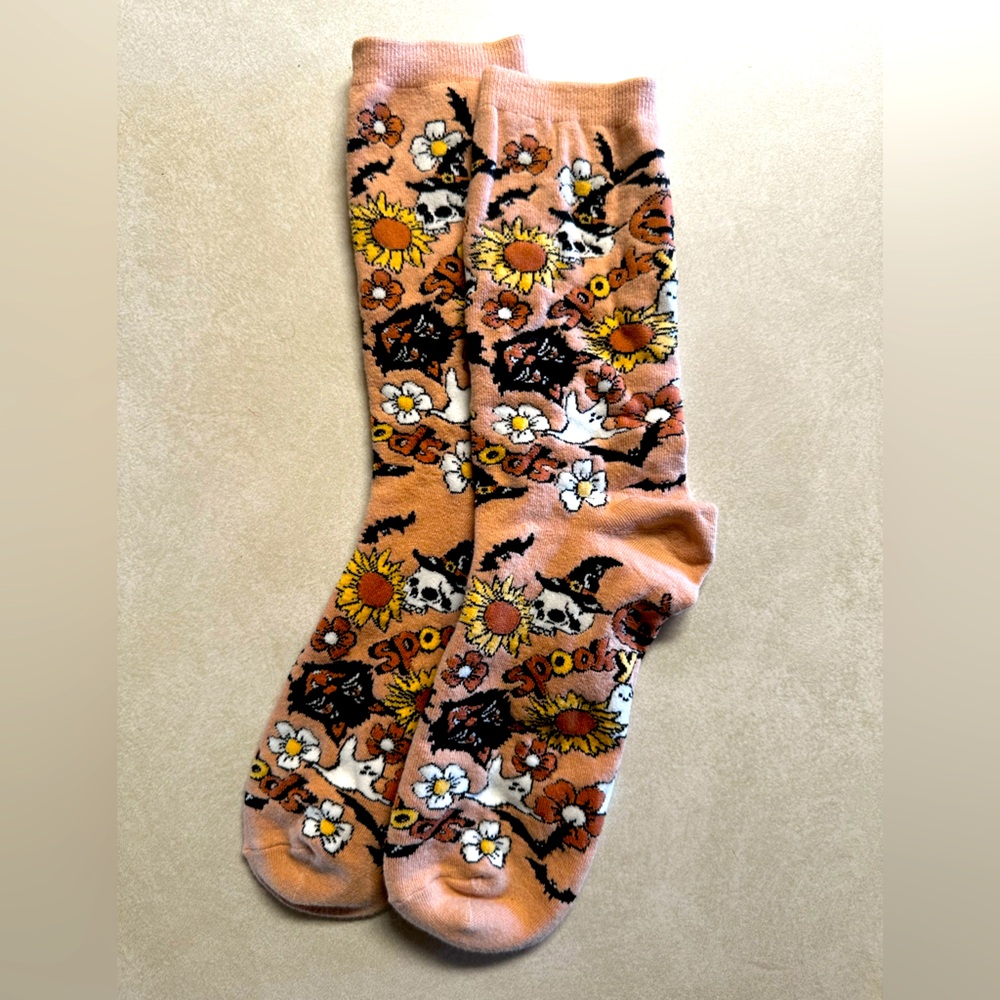 AE Vintage Halloween Socks
